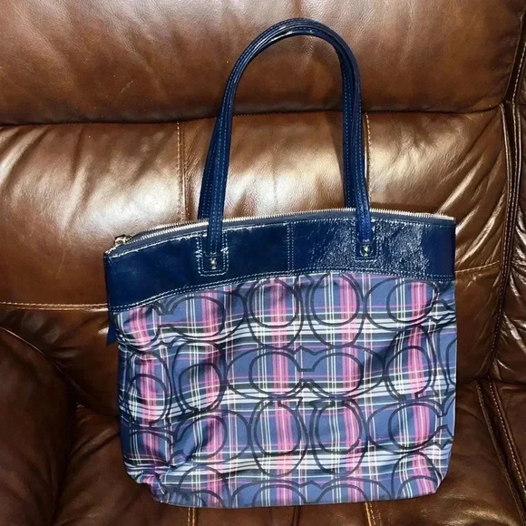 COACH Laura Patent Leather & Canvas Shoulder Bag - Picture 4 of 7